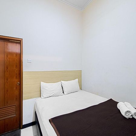 Bantal Guling Alun Alun Bandung Hotel Ngoại thất bức ảnh