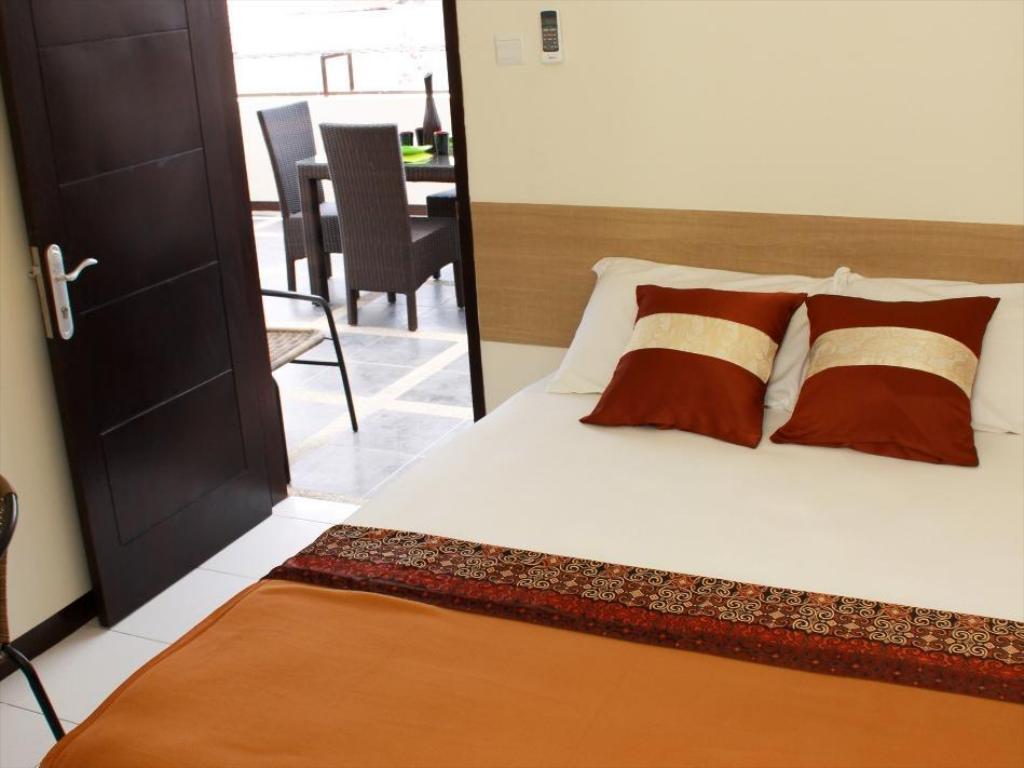 Bantal Guling Alun Alun Bandung Hotel Ngoại thất bức ảnh