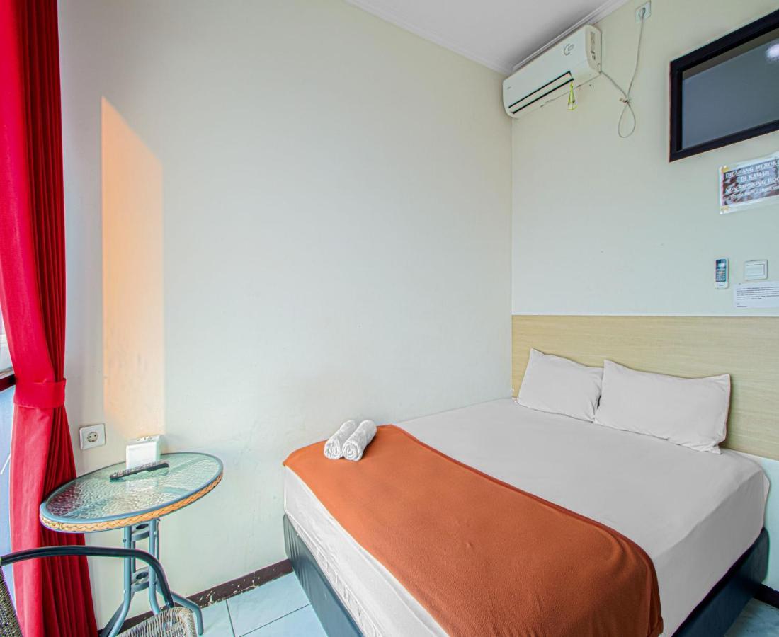 Bantal Guling Alun Alun Bandung Hotel Ngoại thất bức ảnh
