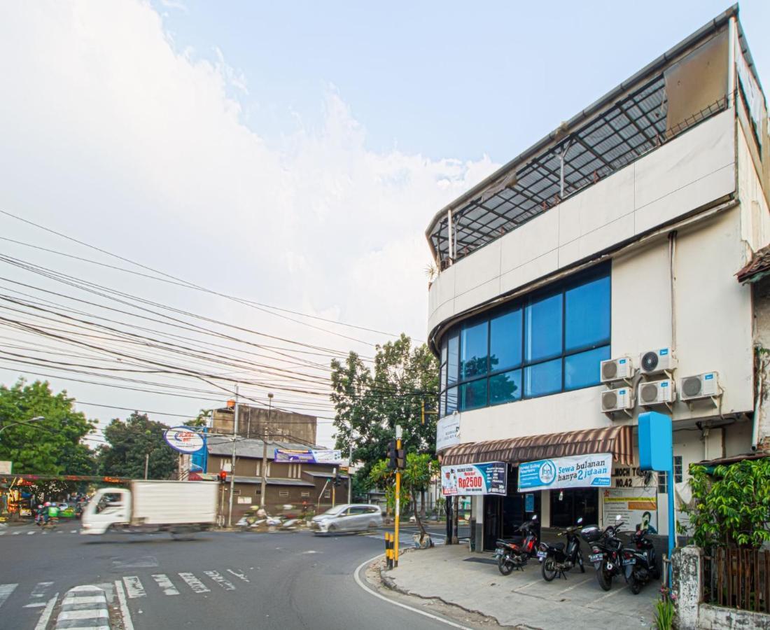 Bantal Guling Alun Alun Bandung Hotel Ngoại thất bức ảnh