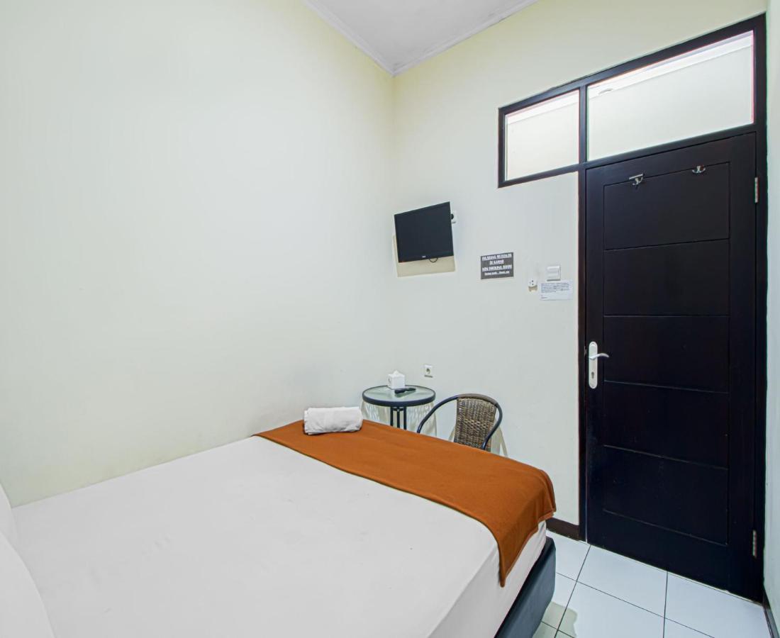 Bantal Guling Alun Alun Bandung Hotel Ngoại thất bức ảnh