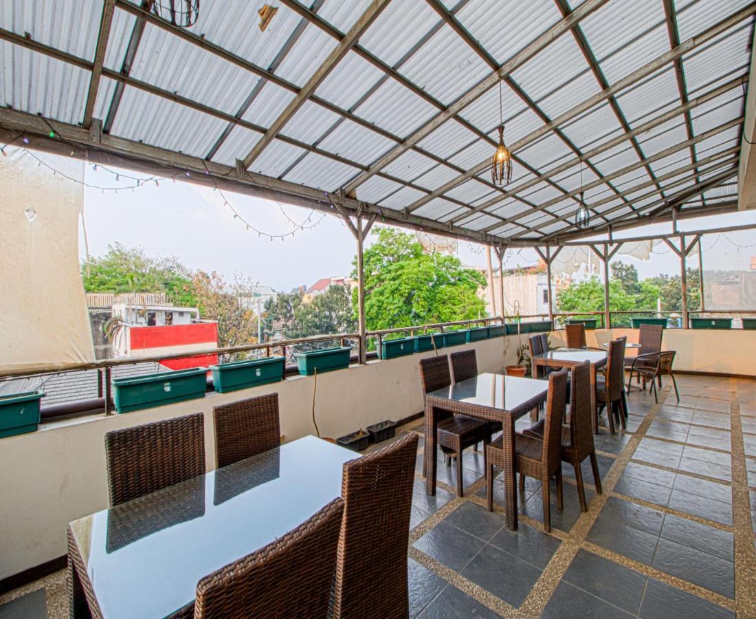 Bantal Guling Alun Alun Bandung Hotel Ngoại thất bức ảnh