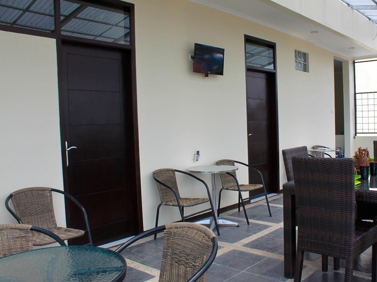 Bantal Guling Alun Alun Bandung Hotel Ngoại thất bức ảnh