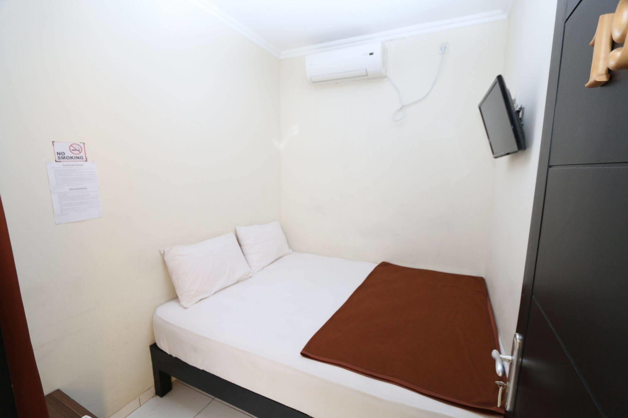 Bantal Guling Alun Alun Bandung Hotel Ngoại thất bức ảnh