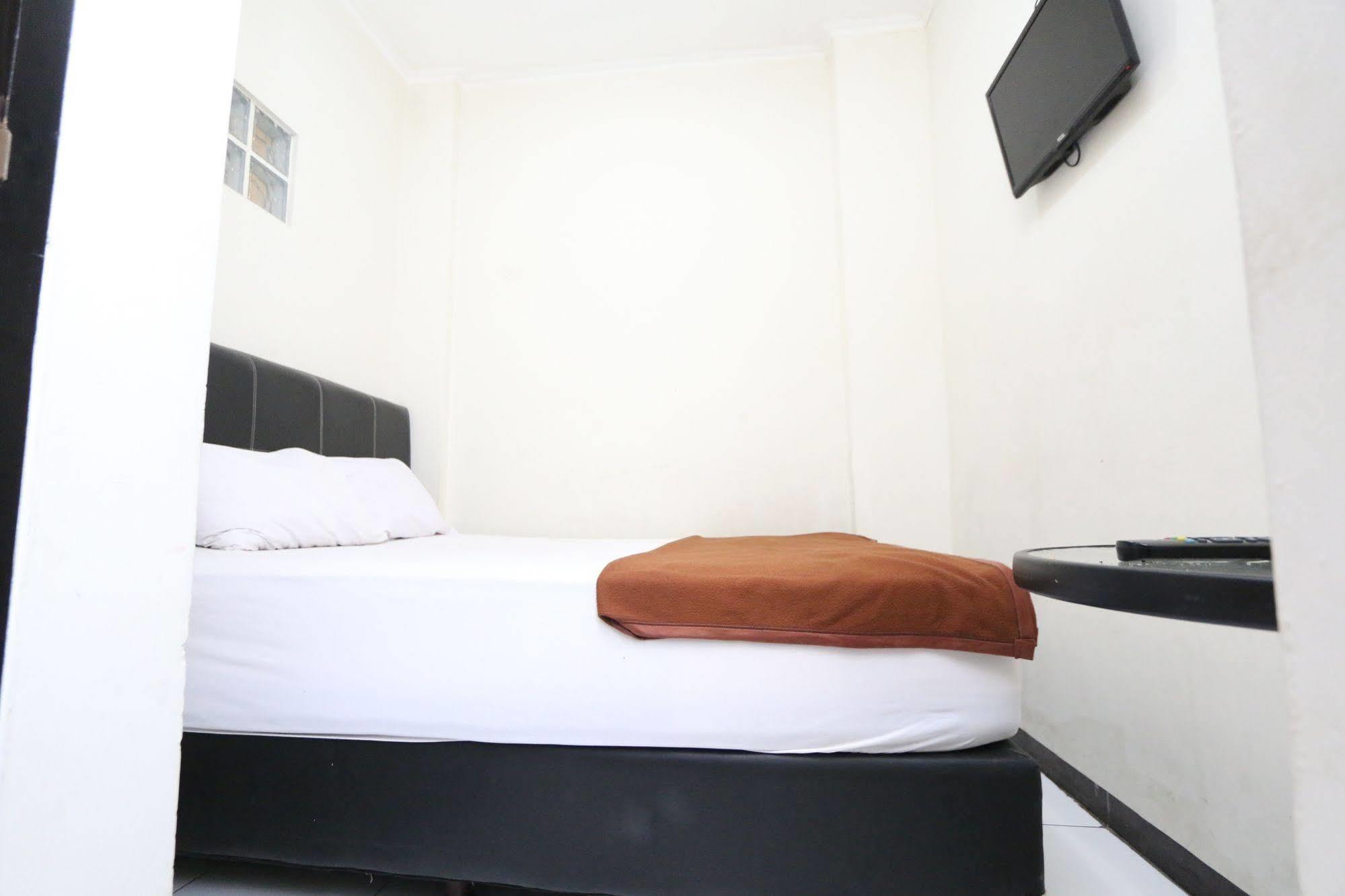 Bantal Guling Alun Alun Bandung Hotel Ngoại thất bức ảnh